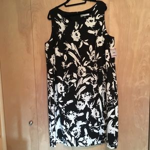 Kasper Scoop Neck Sheath Dress 22W NWT